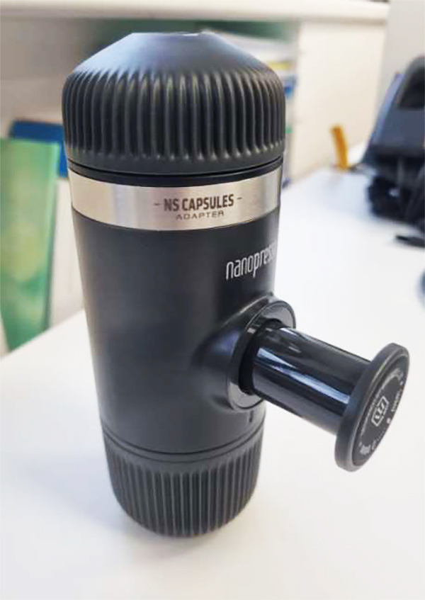 Cafetera portatil Wacaco Nanospresso - bomba